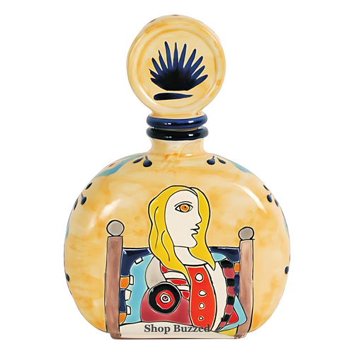 Azulejos Masterpiece Añejo Bottle(Yellow) 750ml