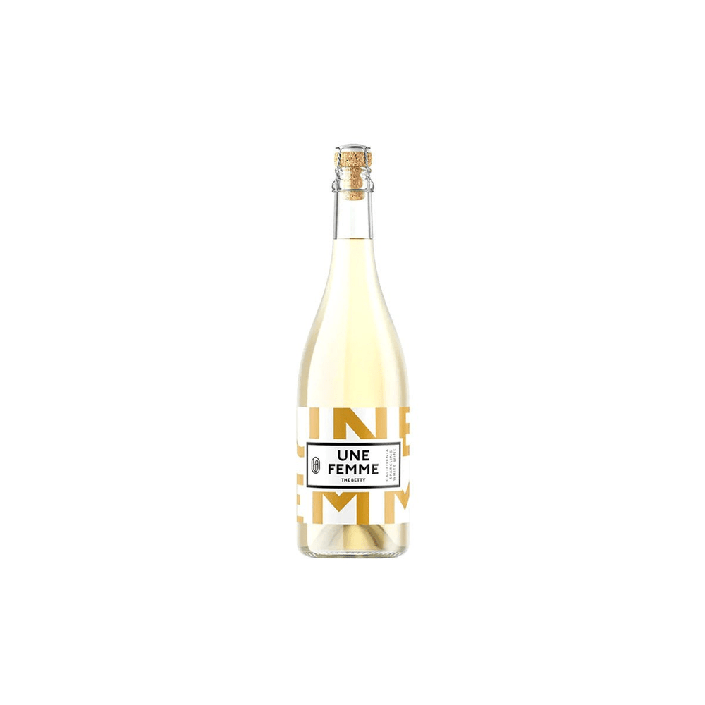 Une Femme The Betty California Sparkling Wine 750ml - Shop Buzzed
